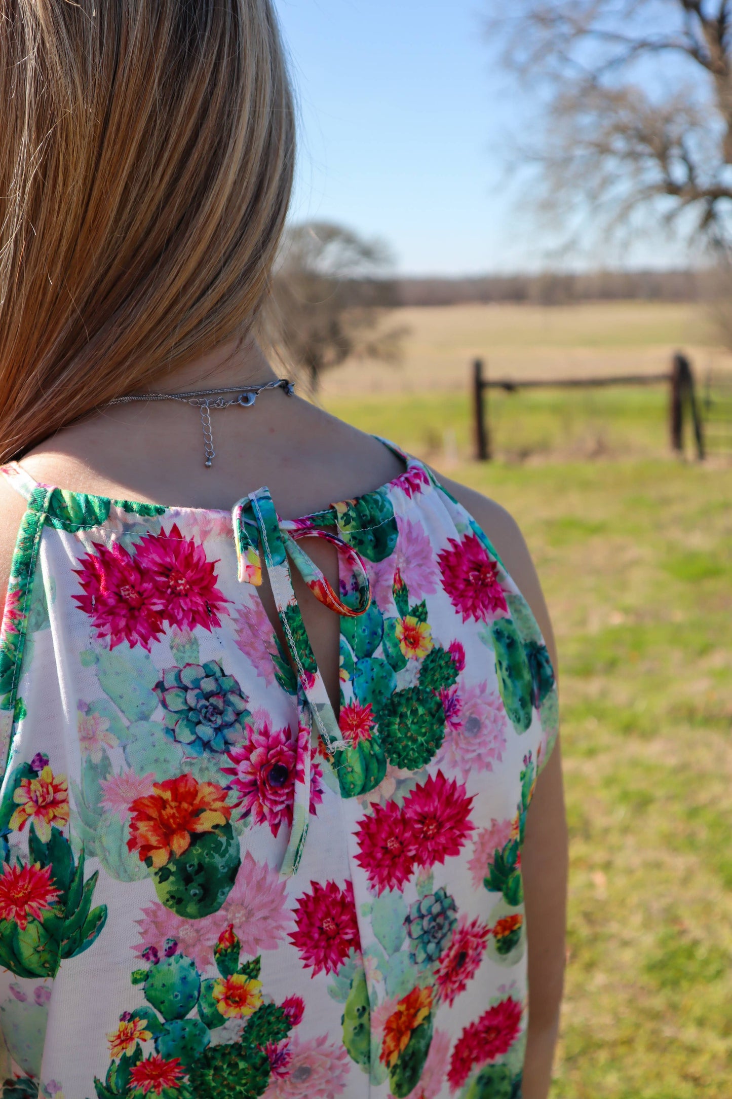 MK041 Colorado Ranger Crochet Trim Halter Tank - 3 Colors: M / Watercolor Cactus