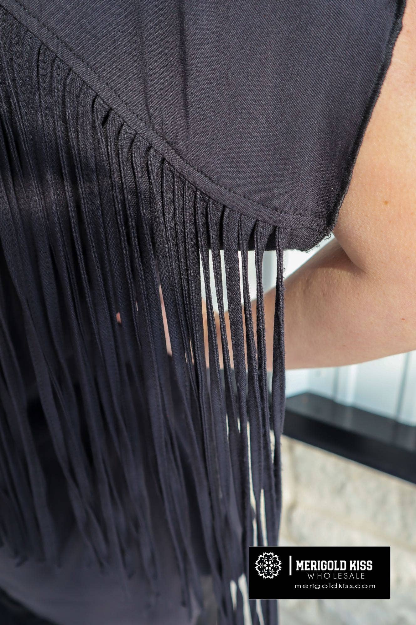 MK014 Cavalier Fringe Detail Chambray Top - 4 Colors: S / Light Chambray