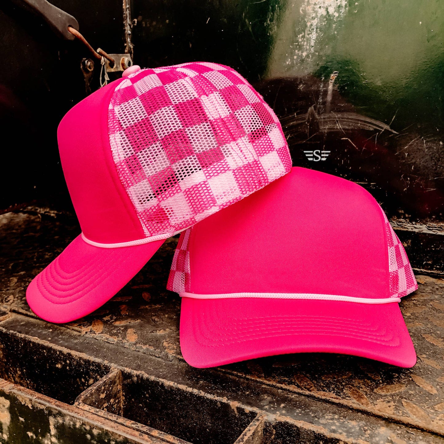 Checkered Mesh Back Foam Trucker Cap: Pink/ Light Pink