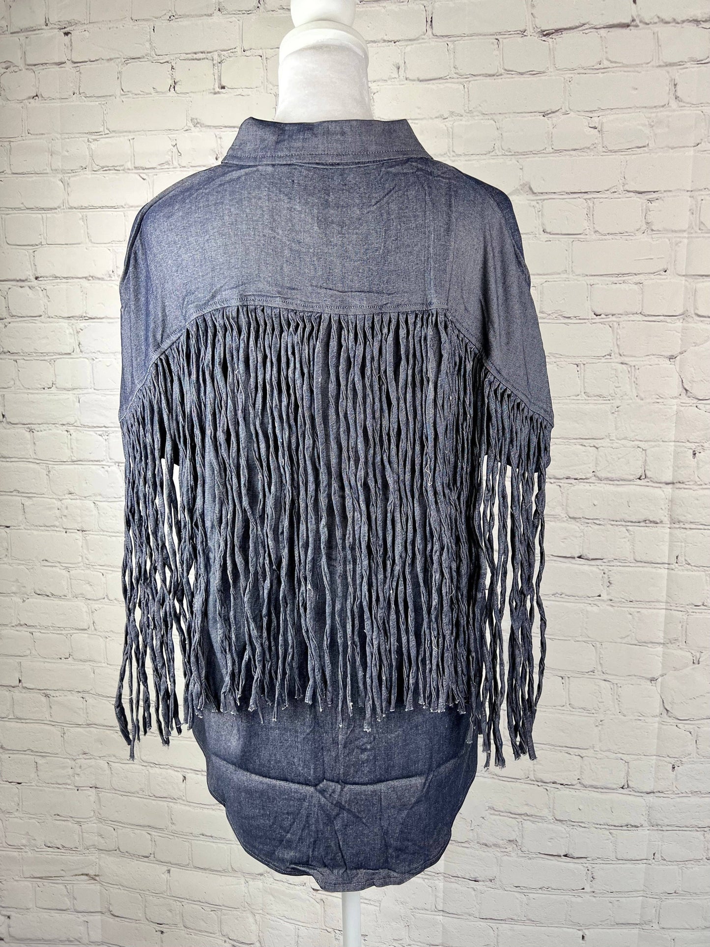 MK014 Cavalier Fringe Detail Chambray Top - 4 Colors: S / Light Chambray