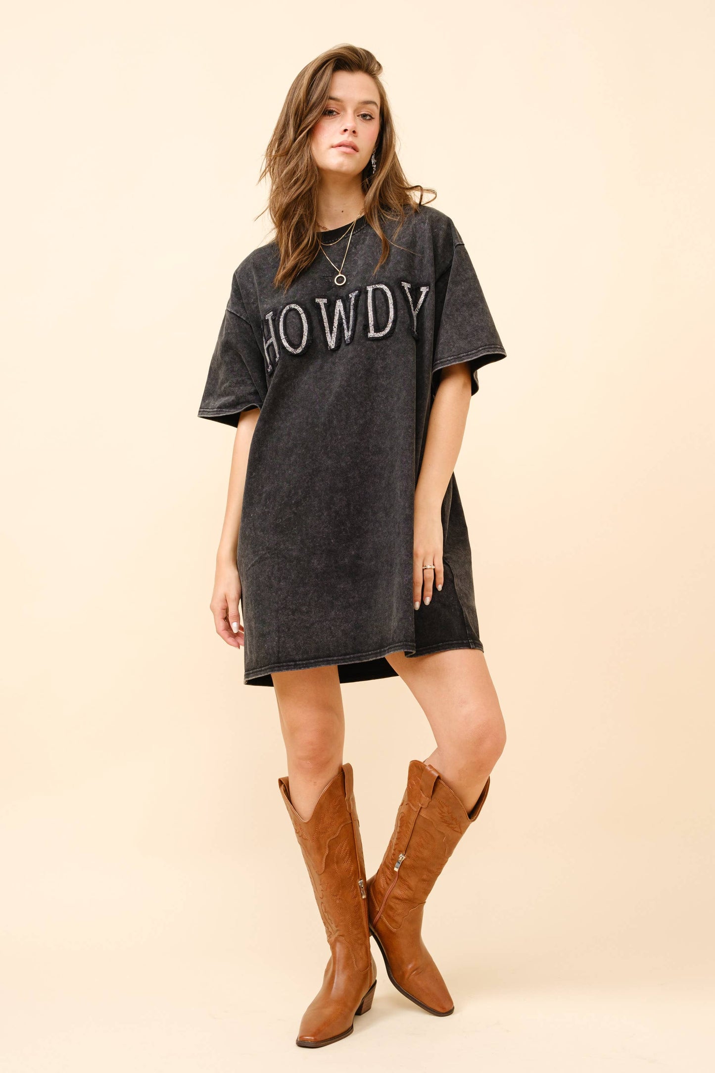 HOWDY T shirt Dress: TAN