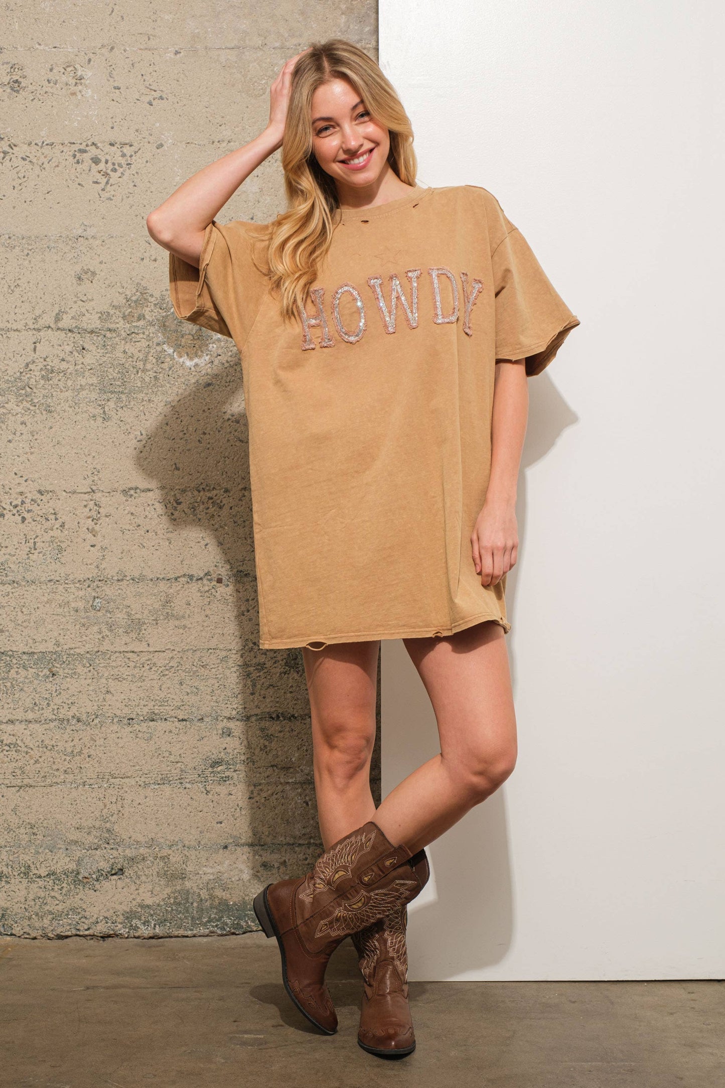 22896T - HOWDY T shirt Dress: Black / S